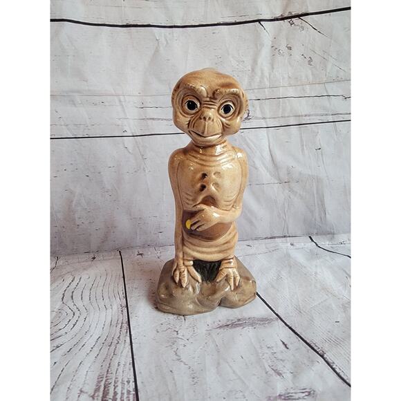 Vtg 1983 E.T. Ceramic Figure Handpainted 80's Extra Terrestrial Figurine 8.5in - Picture 1 of 8